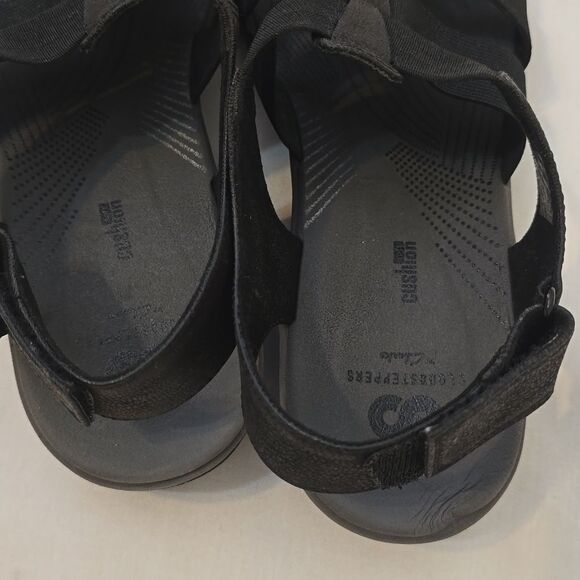 CLARKS Womens  Black Stretch Top Sandals‎ sz 8 M - Picture 2 of 7